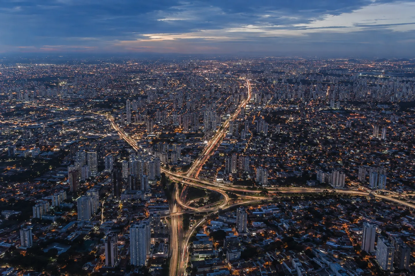 Vista aérea da Grande São Paulo